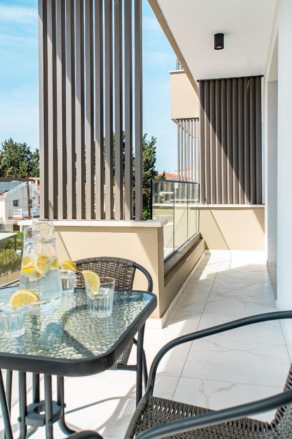 Adolina Apartments By Ezoria Villas Пафос Екстериор снимка